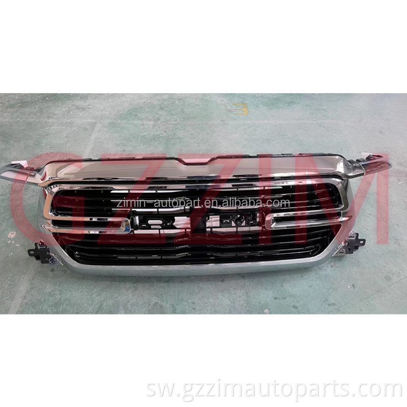 Vifaa vya nje vya vifaa vya vifaa vya gari vifaa vya Orginal Half Chrome Grille kwa D-DGE RAM 1500 2019+